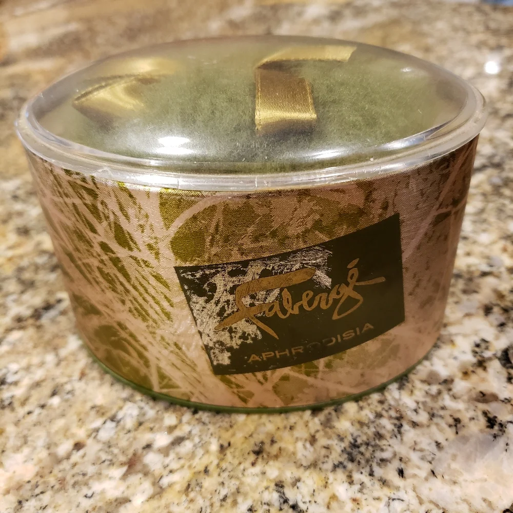 Vintage Fabrege Powder & Puff Aphrodisiac Scent - Picture 1 of 5
